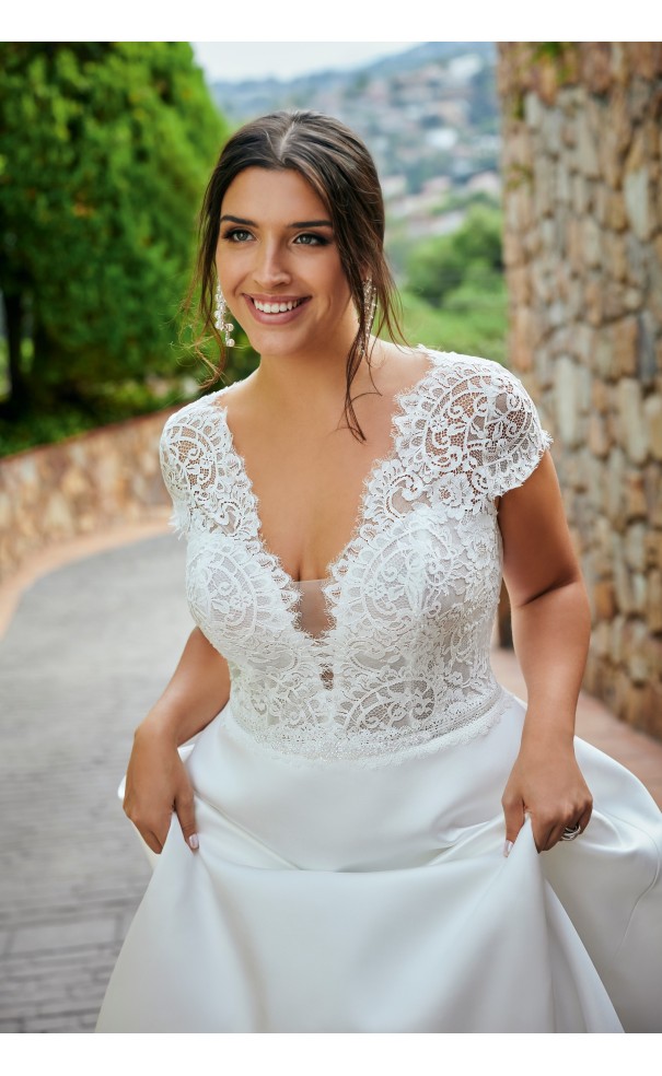 Vestido de Novia 19003 - MORILEE