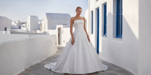 Vestidos de novia palabra de honor en Granada: descubre las tendencias que marcarán tu look ideal